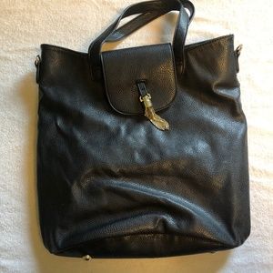 Just fab black leather purse